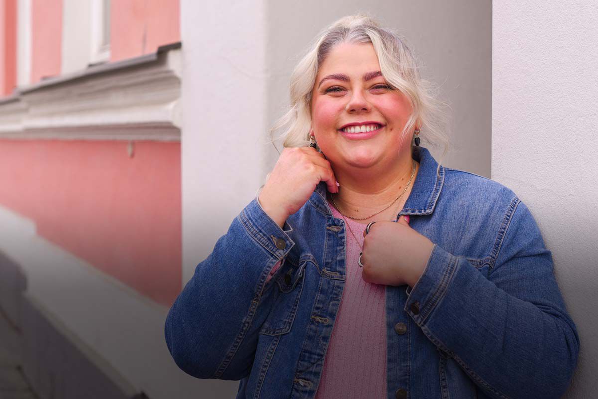 Laserleikkauskokemus – Jonna Ojanen, somessa Meikkimuija